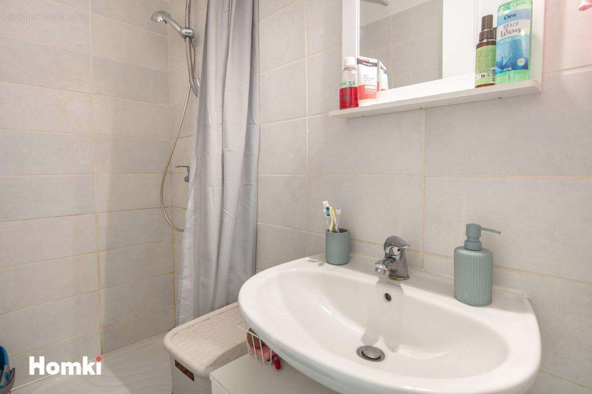 Appartement à FONTAINE