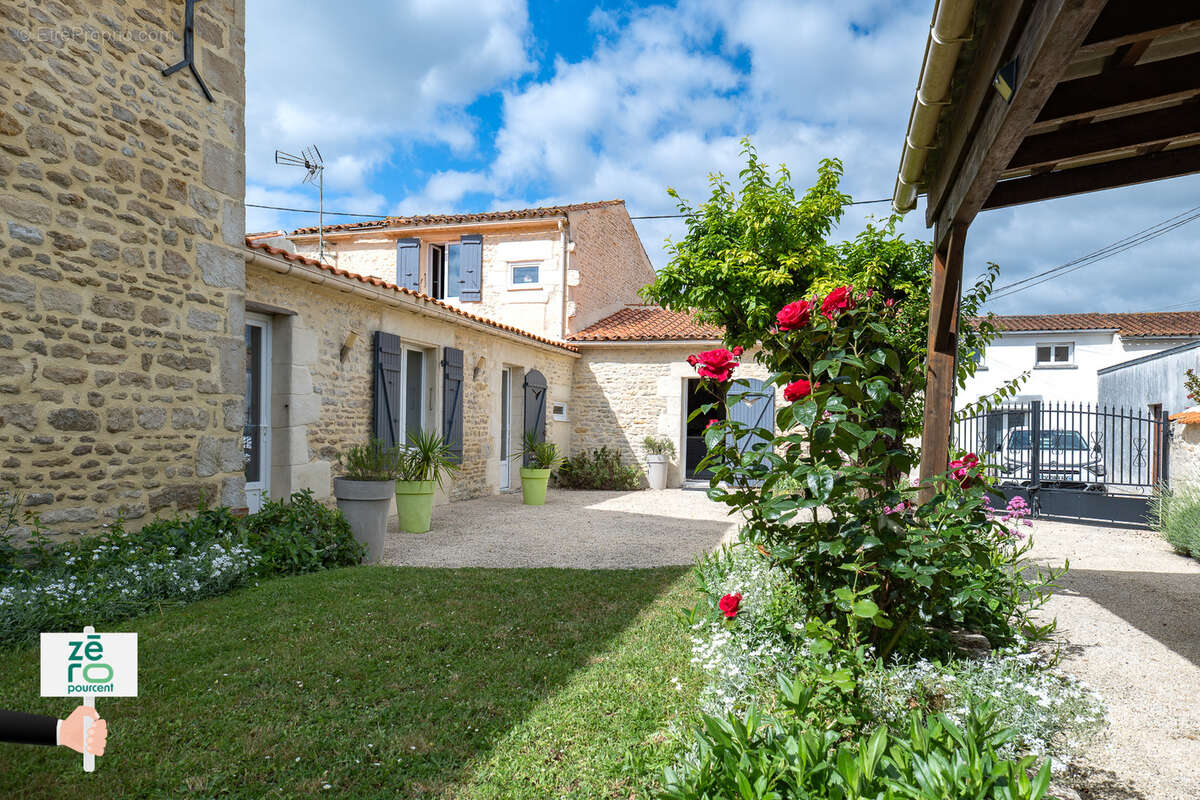 Maison à TRIAIZE