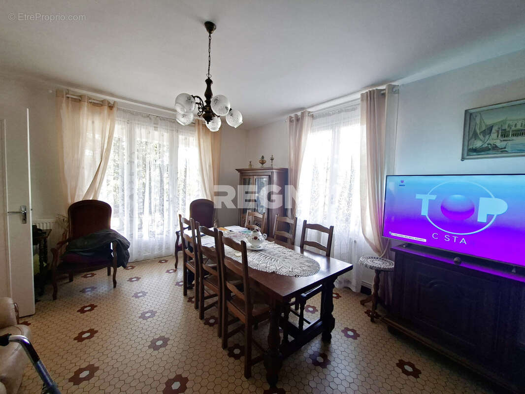 Maison à GARDONNE