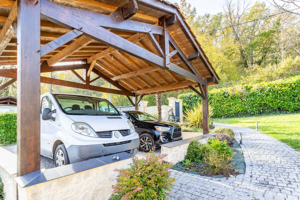 Maison à SAINT-SYLVESTRE-SUR-LOT