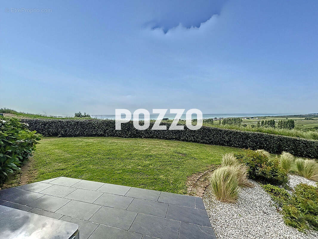 Maison à DONVILLE-LES-BAINS