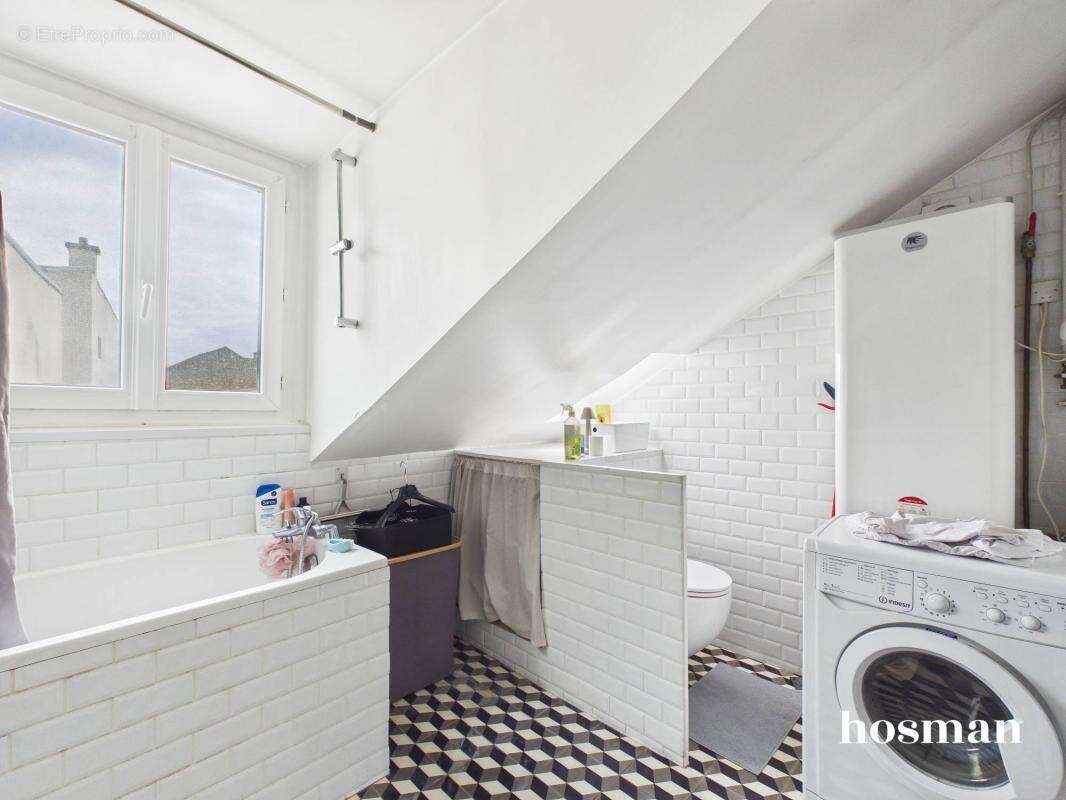 Studio 26 m² - Dernier étage traversant - Rue Saint-Jean, Paris - photo 15