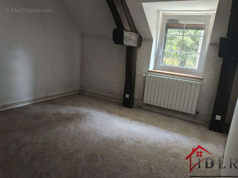 THIEFFRANS 70230 Maison de Village mitoyenne de 142 m2 sur 2 - photo 7