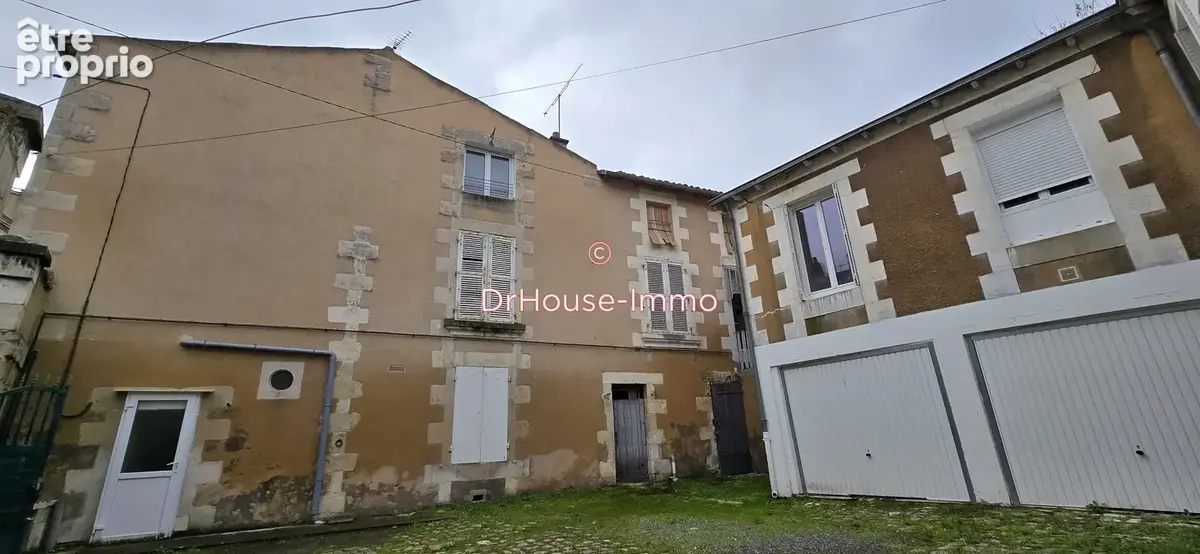 Appartement 11 pièces 238 m² à vendre à Poitiers (86000) - photo 25