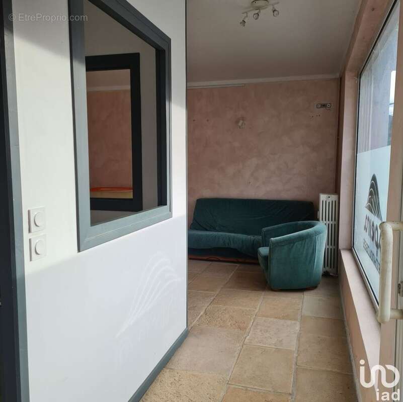 Photo 4 - Commerce à LE CREUSOT