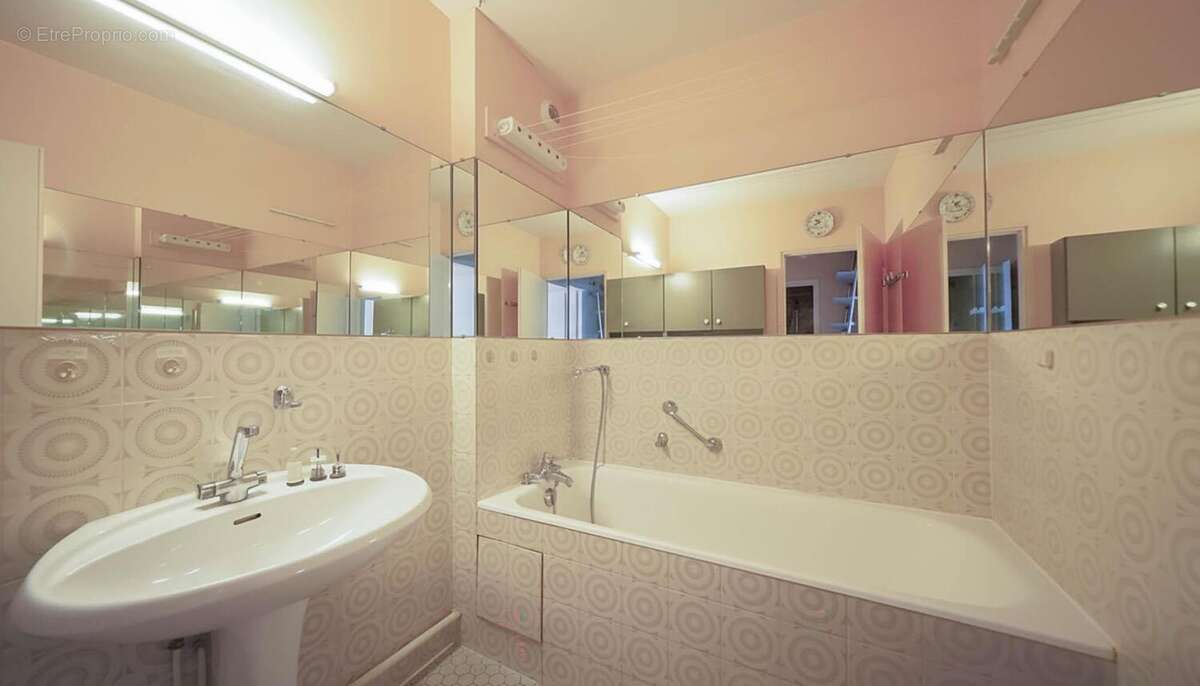 n°3 - Appartement à SAINT-EGREVE