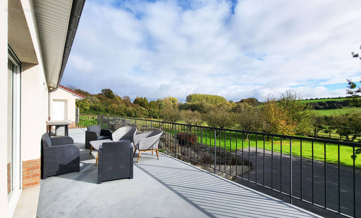 Photo 1 - Maison à MONTREUIL