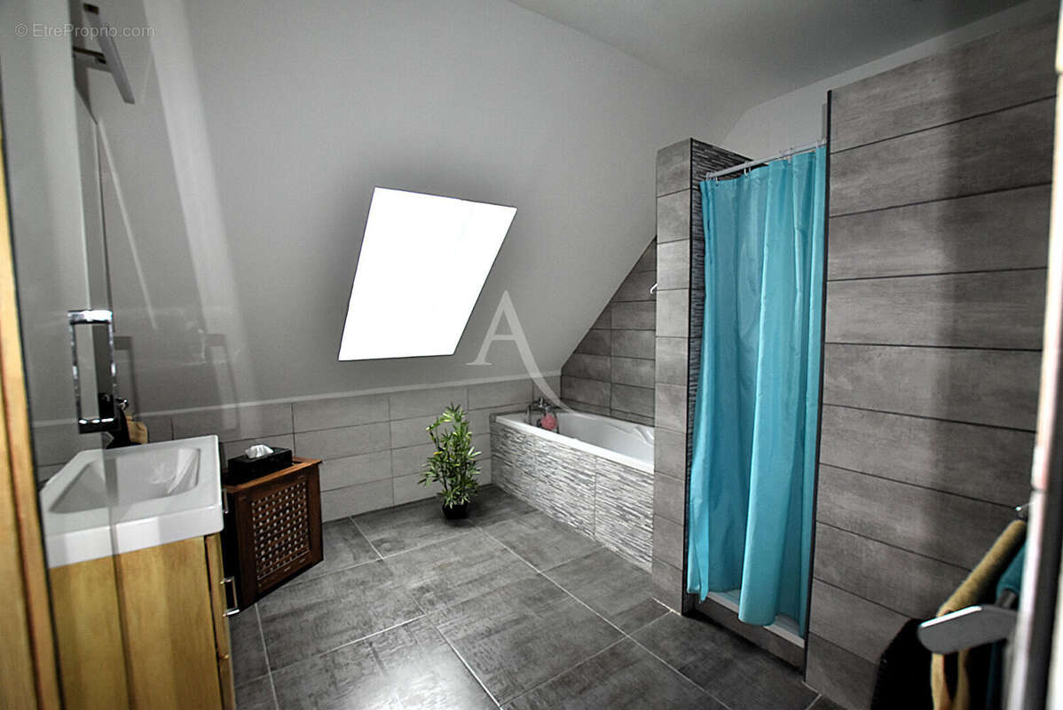 Maison à QUINCY-SOUS-SENART