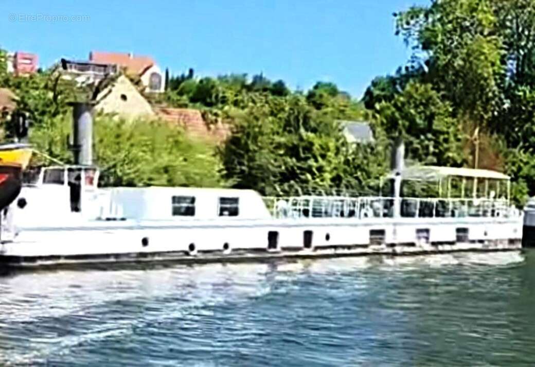 Maison 150 m² à Conflans-Sainte-Honorine  - photo 16
