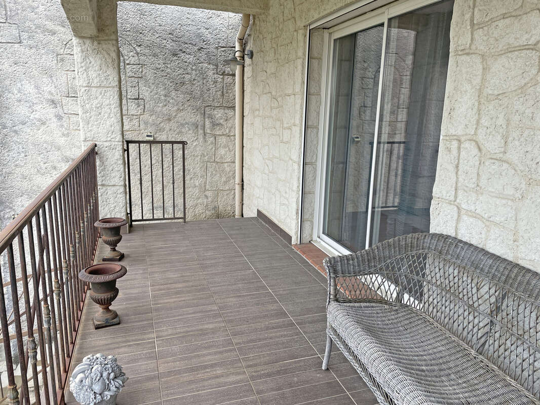 Maison à BELLEGARDE