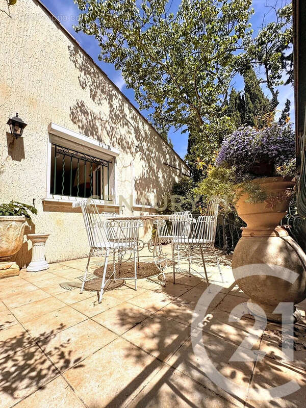 Maison 188 m² à Saint-Jean-De-Vedas  - photo 23