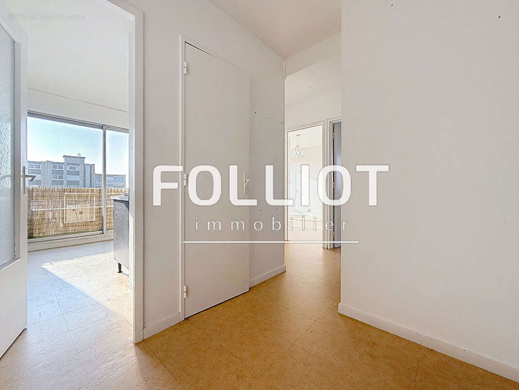À vendre : Appartement 4 Pièces CAEN - photo 2