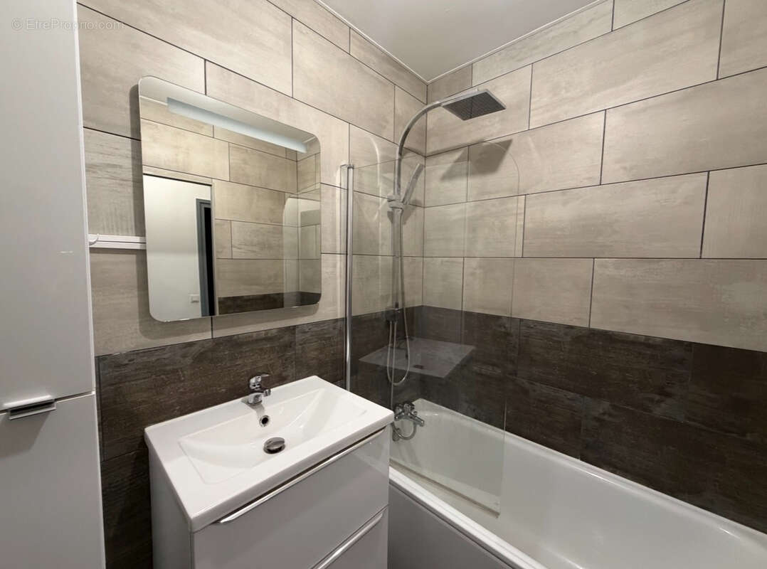 Appartement à FONTAINES-SUR-SAONE