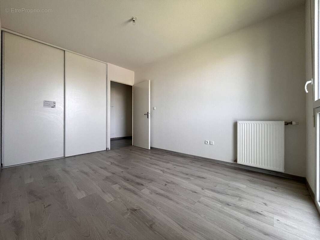 Appartement à MONDONVILLE