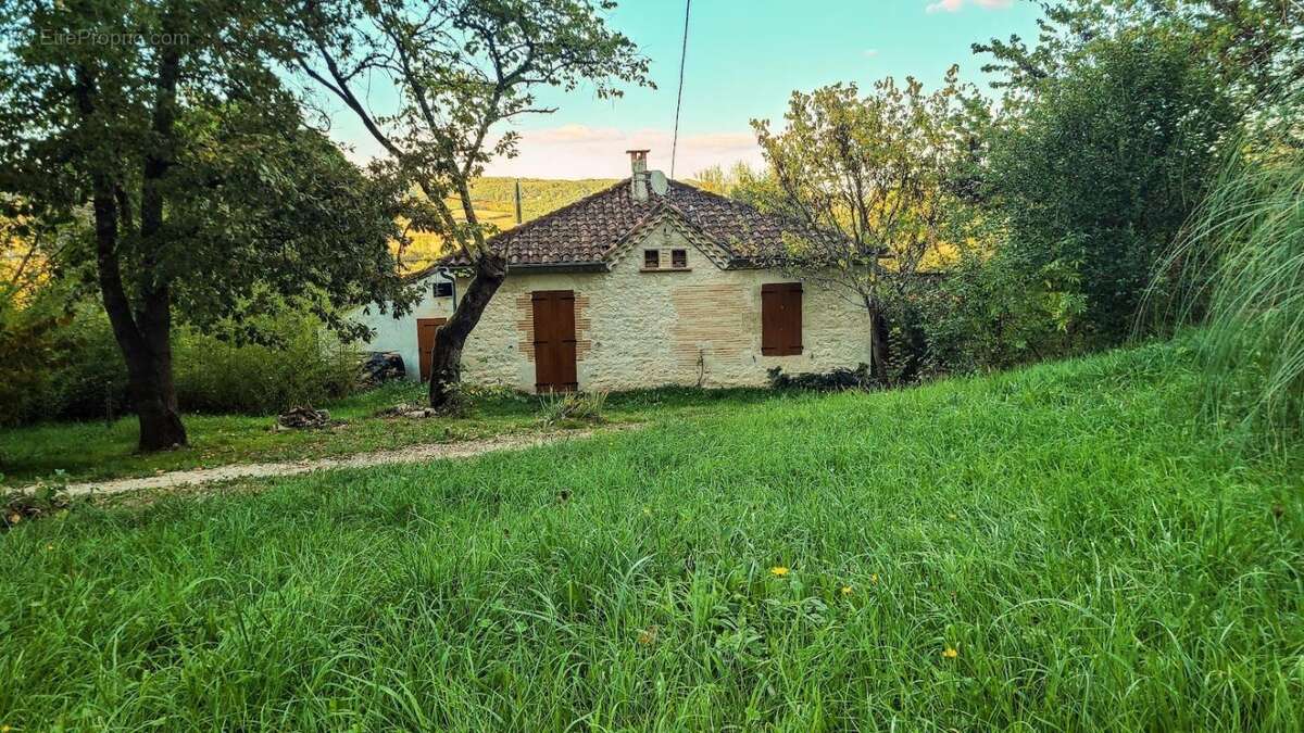Maison à TREJOULS