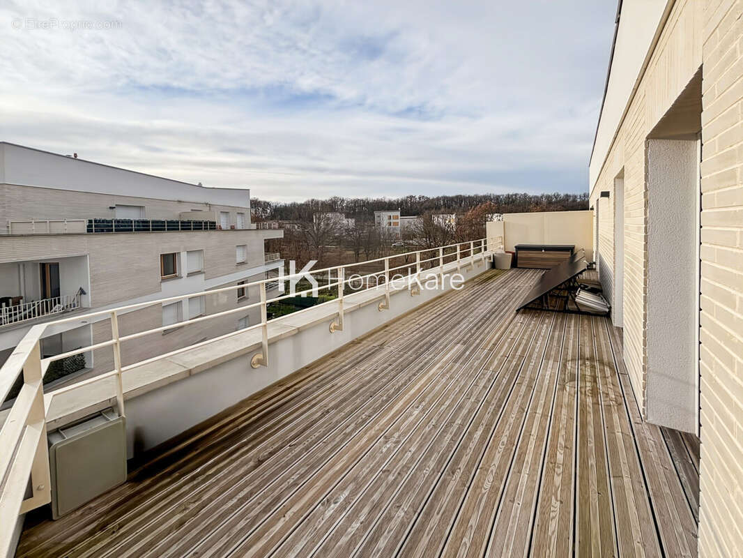 Appartement à CORNEBARRIEU