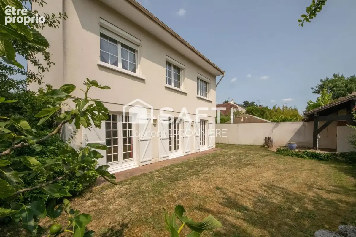 Photo 1 - Maison à BRIE-COMTE-ROBERT