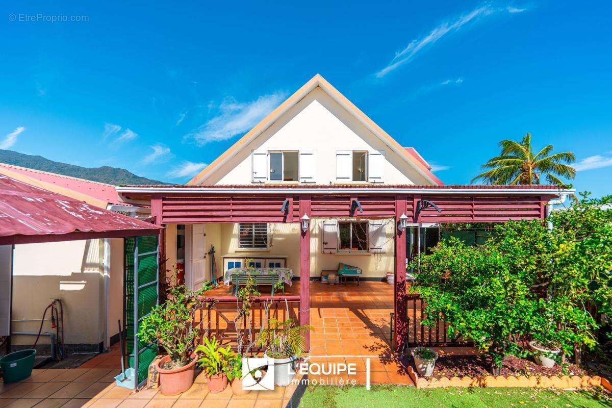 Maison à SAINT-DENIS