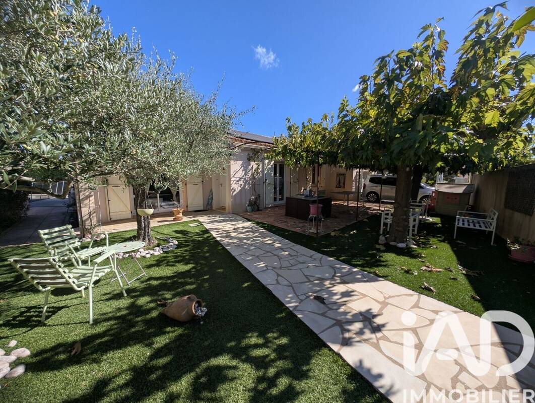 Photo 1 - Maison à COGOLIN