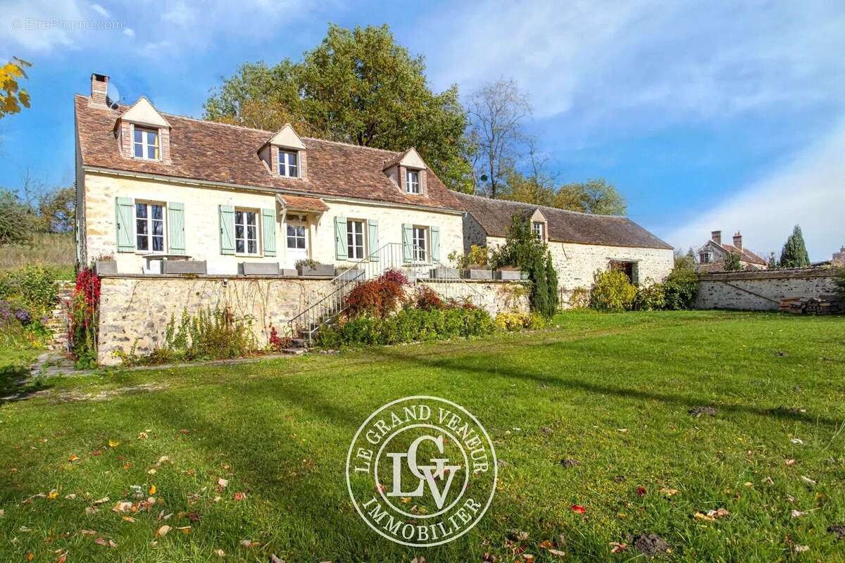 Maison à MORET-SUR-LOING