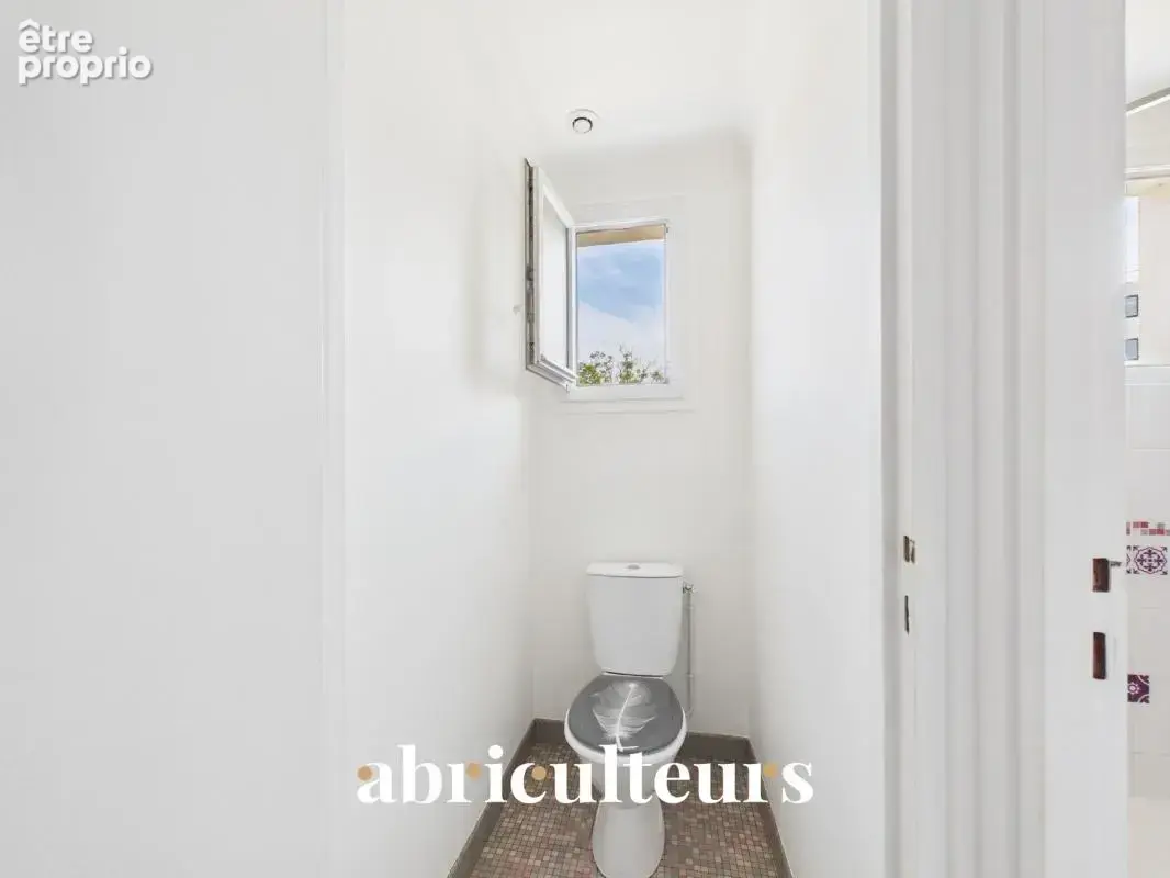 Maison familiale avec jardin privatif de 560 m² en vente à Meaux 77100 - photo 19