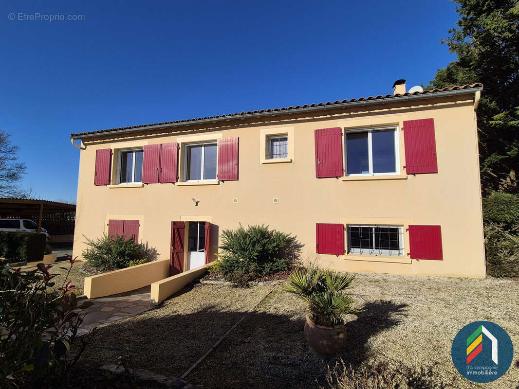 Maison à LA MEILLERAIE-TILLAY