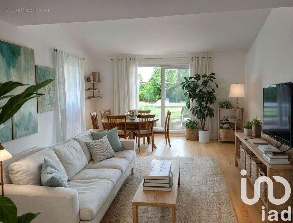 Photo 2 - Maison à PONTAULT-COMBAULT