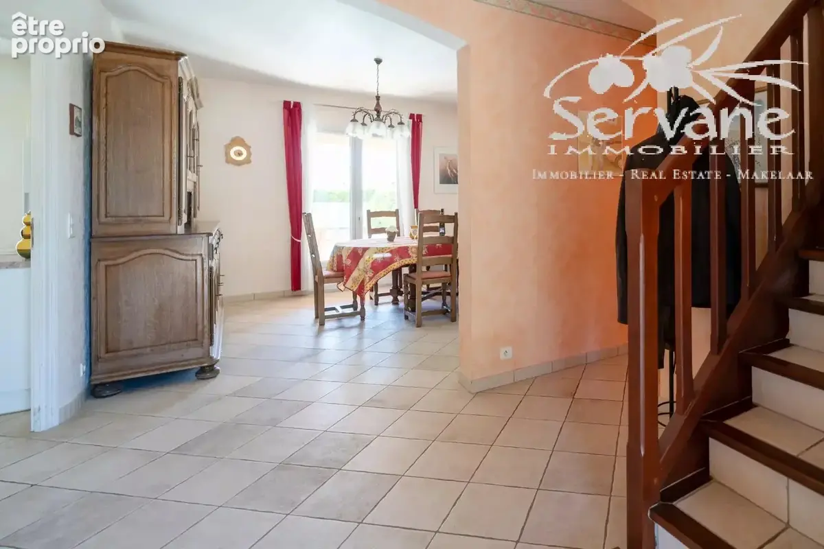 Les arcs jolie villa t6 avec piscine - photo 9