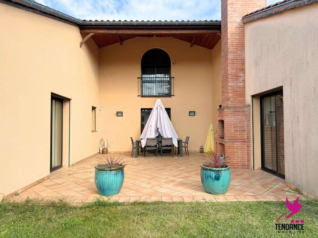 Maison à AUCAMVILLE