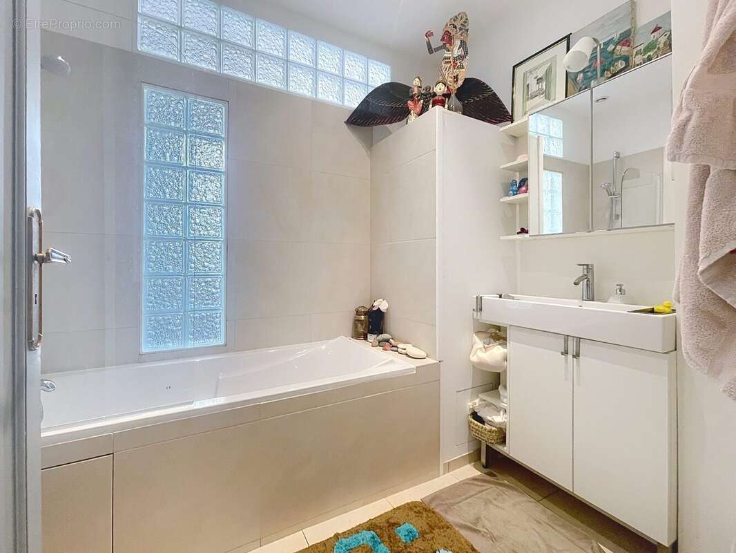 Appartement à LA MADELEINE