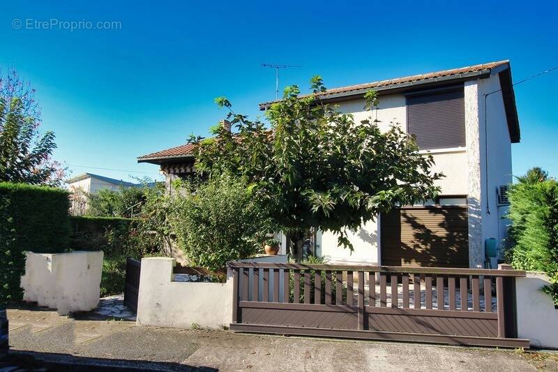 Maison à LE PASSAGE