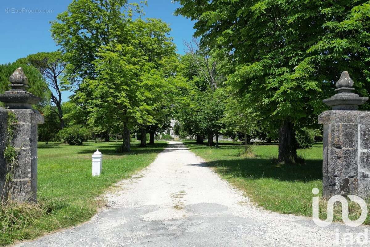 Photo 6 - Autre à SEGONZAC