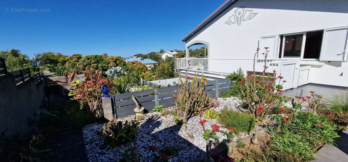 Maison à ENTRE-DEUX