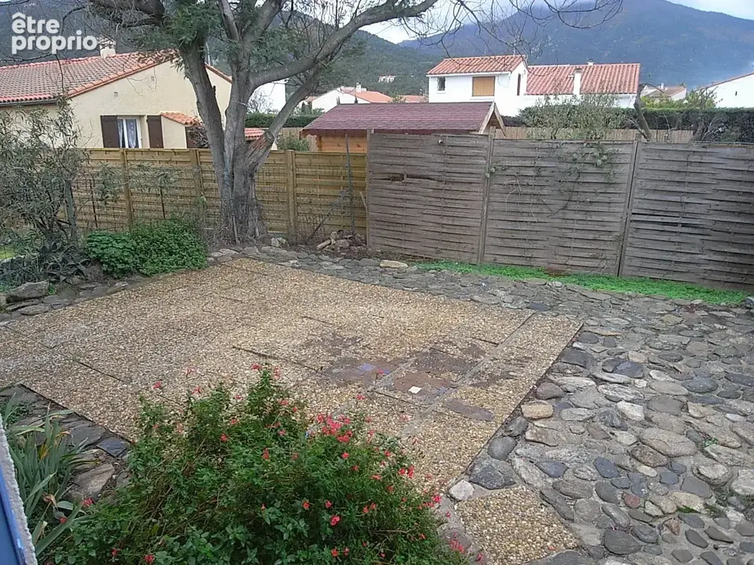 T2 avec garage et petit jardin - photo 4
