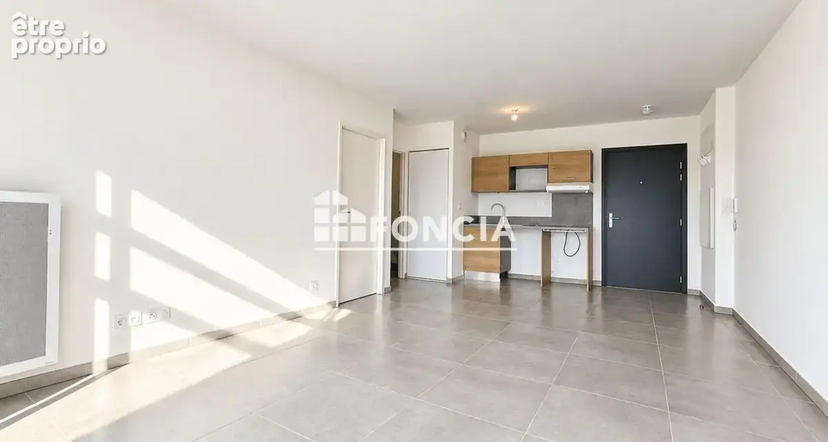 VIAS - Appartement 2 pièces lumineux avec grande terrasse dans une résidence récente - photo 3