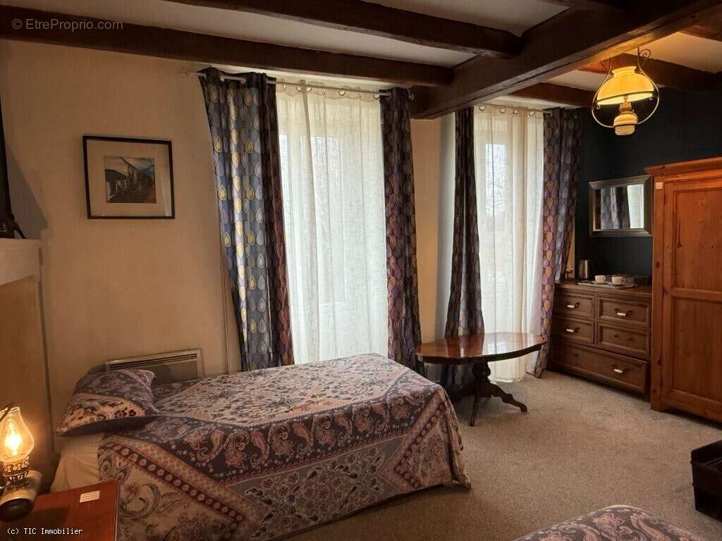 Propriété De Caractère Avec Fort Potentiel Touristique Et Commercial - photo 23