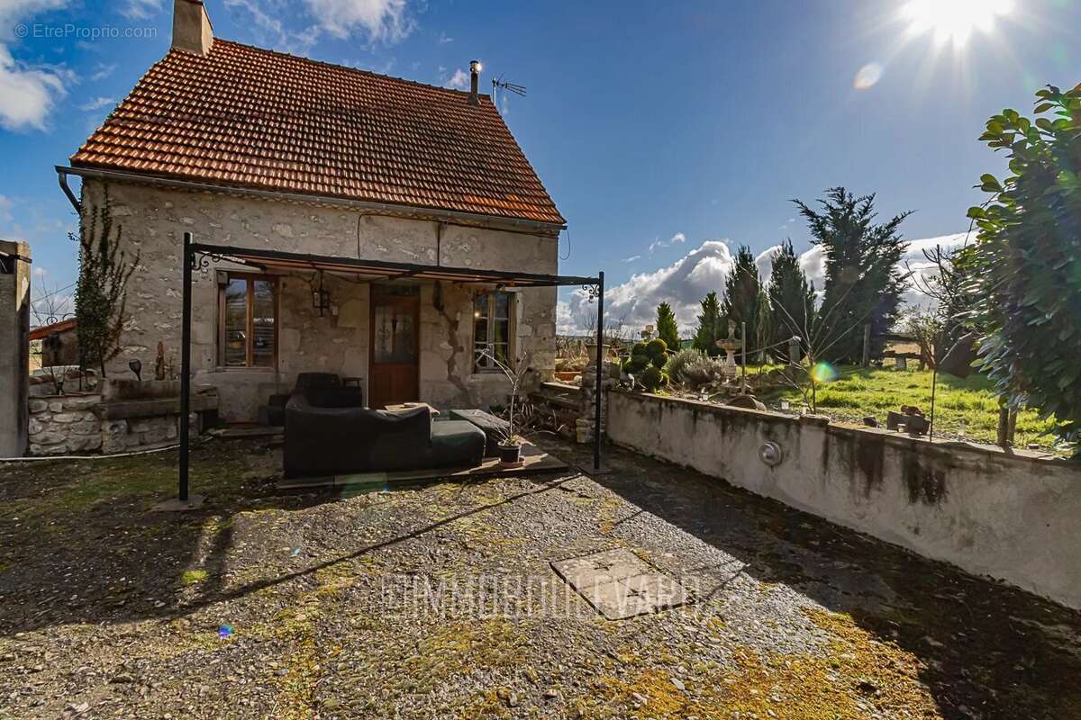 Maison à TAXAT-SENAT