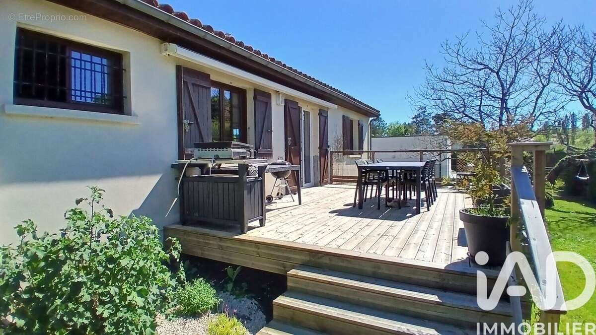 Photo 7 - Maison à SAINT-GEORGES-DES-COTEAUX