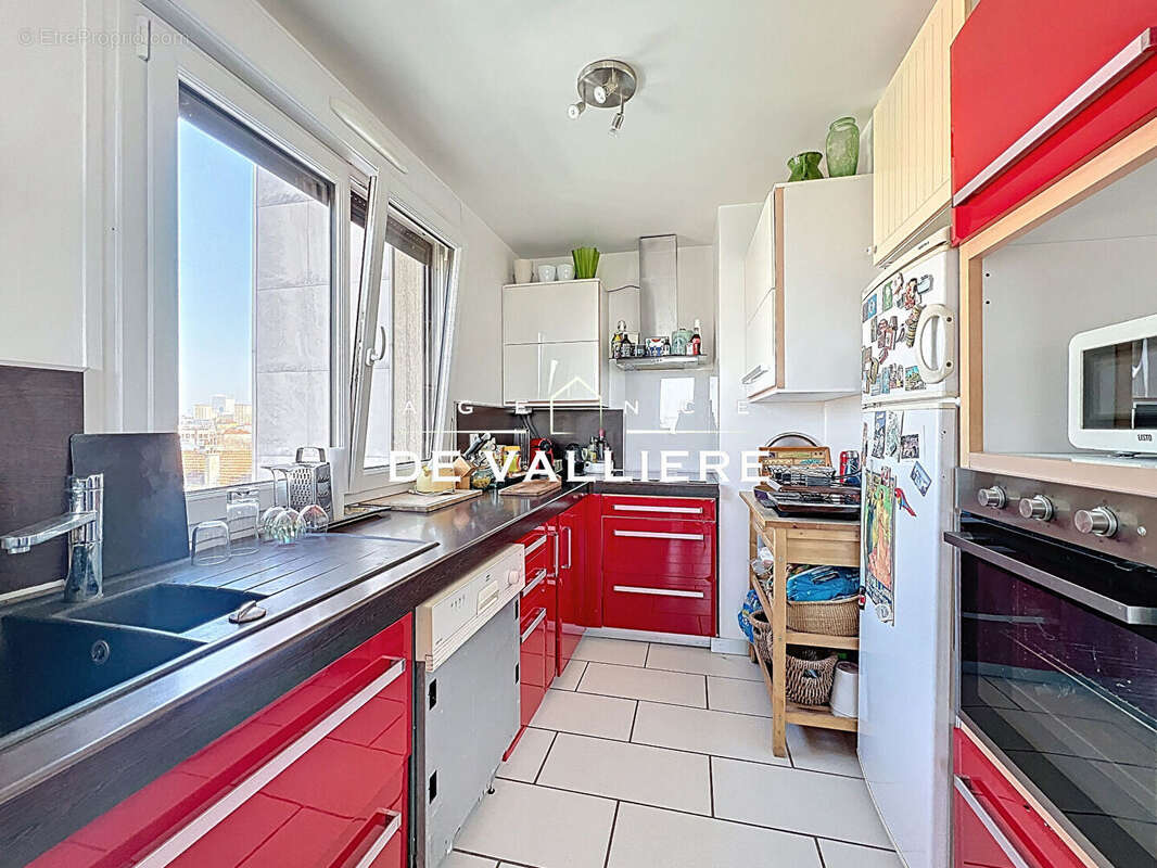 Appartement à NANTERRE