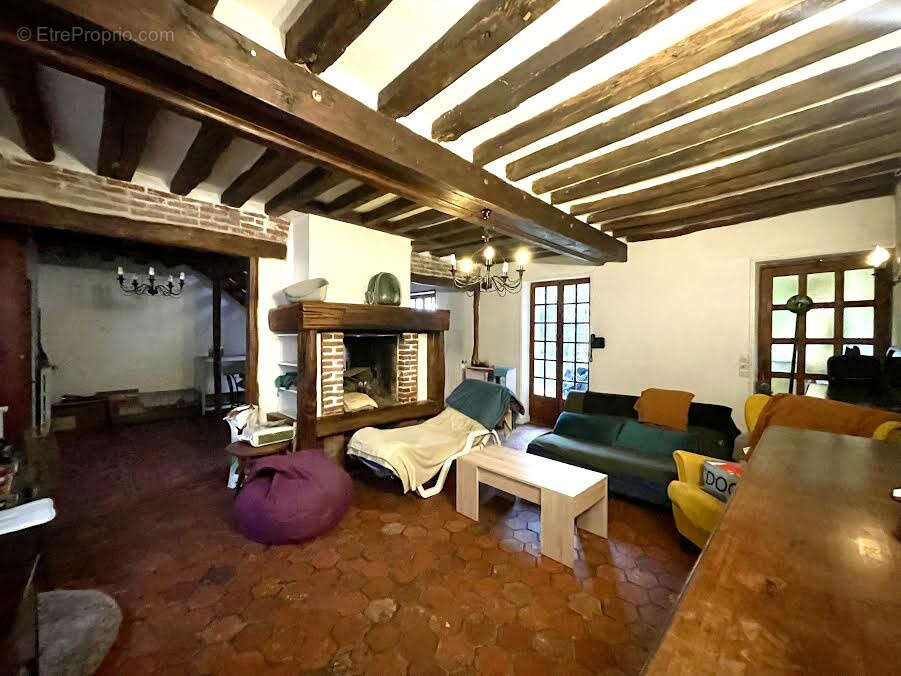 Maison à NEUILLY-EN-THELLE