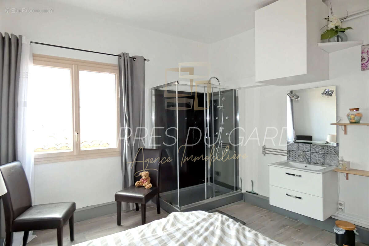 Appartement à UZES