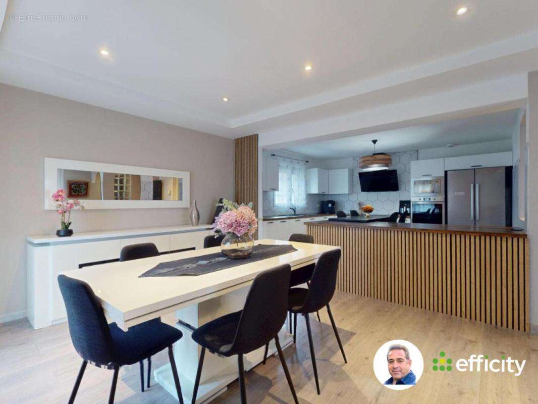 Maison à CHATILLON-SUR-CHALARONNE