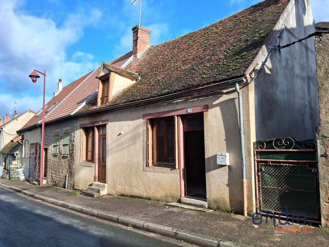 Maison à COULEUVRE