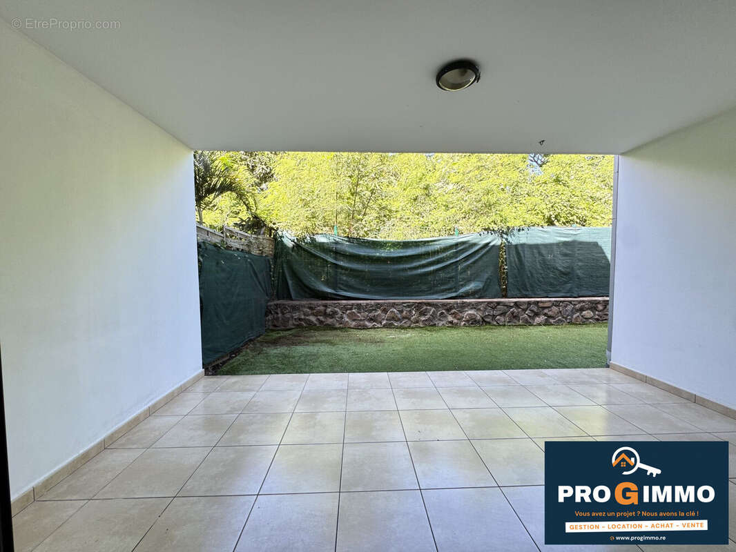 Appartement 68 m² à Saint-Pierre  - photo 8