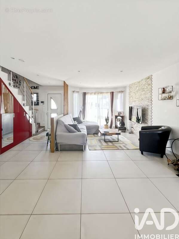 Photo 4 - Maison à EVRY-GREGY-SUR-YERRE