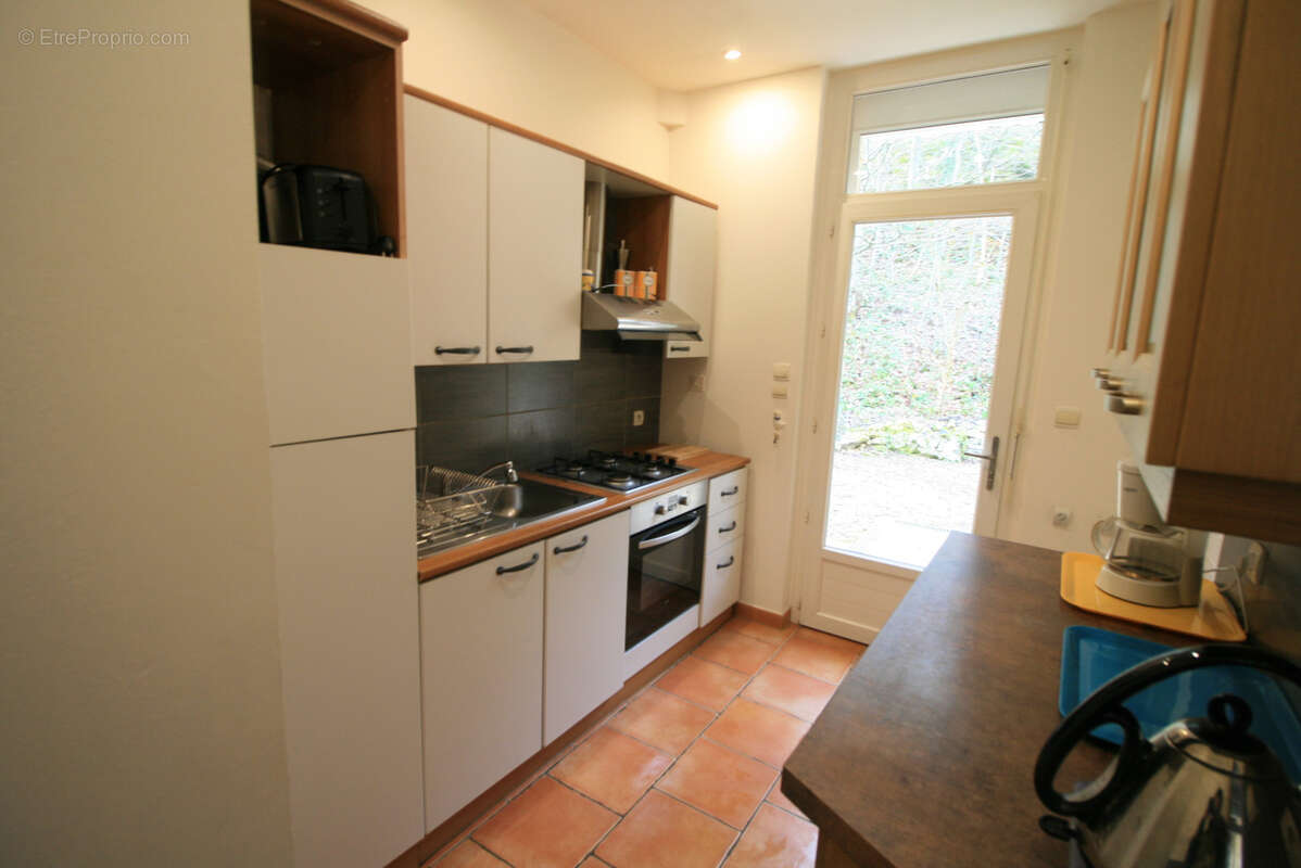 Maison en pierre avec grange - photo 8