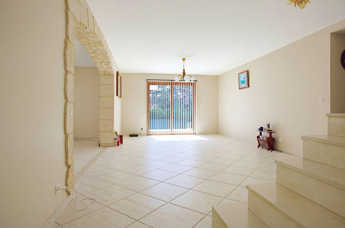 Maison à MANTES-LA-JOLIE