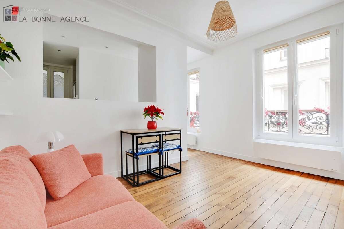 Appartement à PARIS-9E