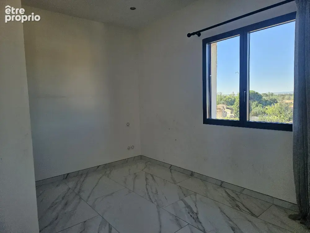 Villa contemporaine 4 pièces de 163 m2   Terrain de 502 m2   Piscine à terminer - photo 11