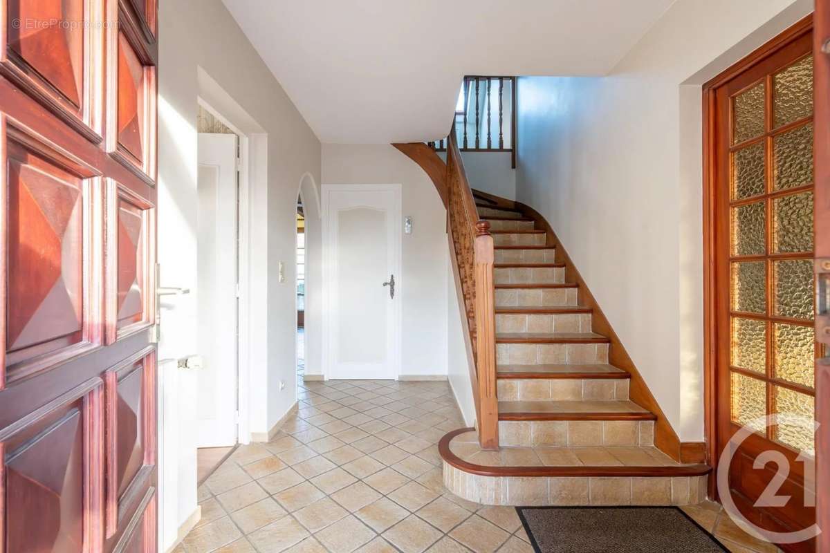 Maison à VILLIERS-SUR-MARNE